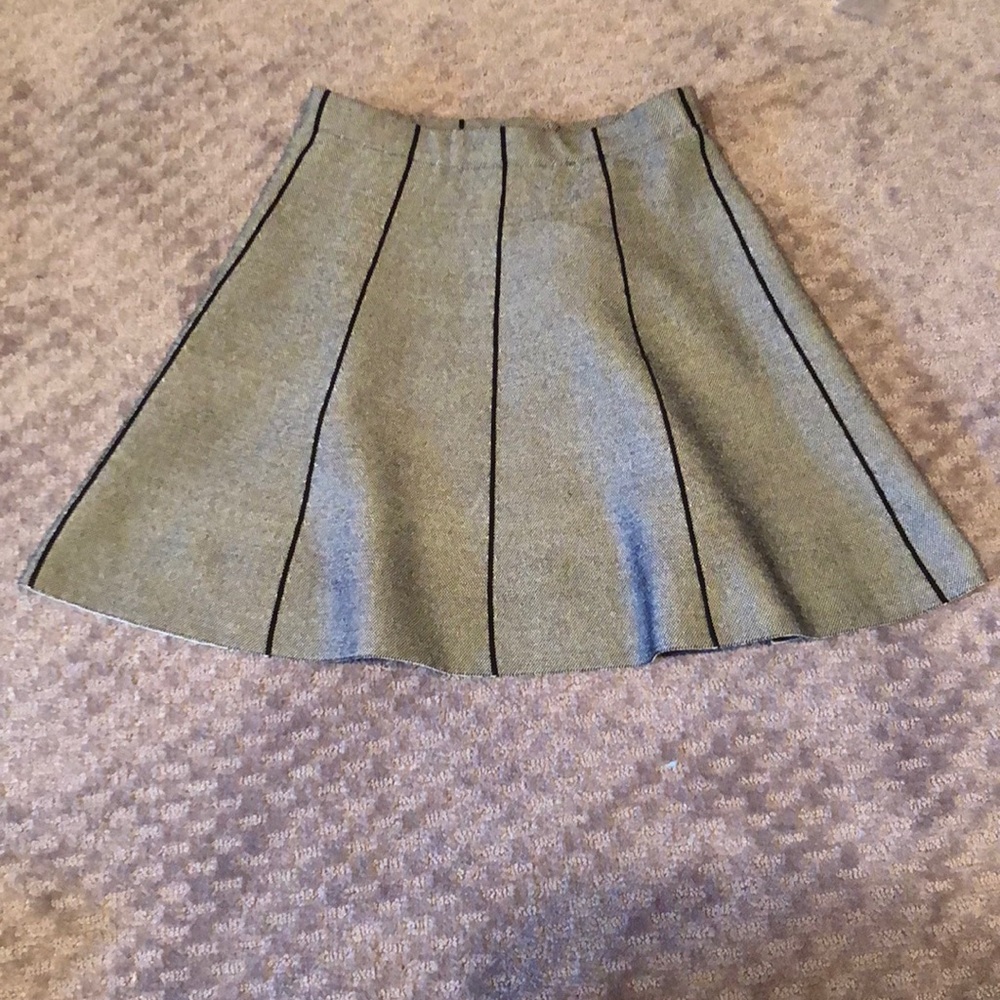 Zara gray fit and flare skirt.